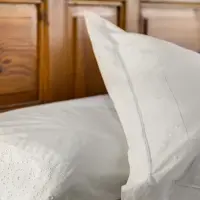 Detalle de sábanas de algodón